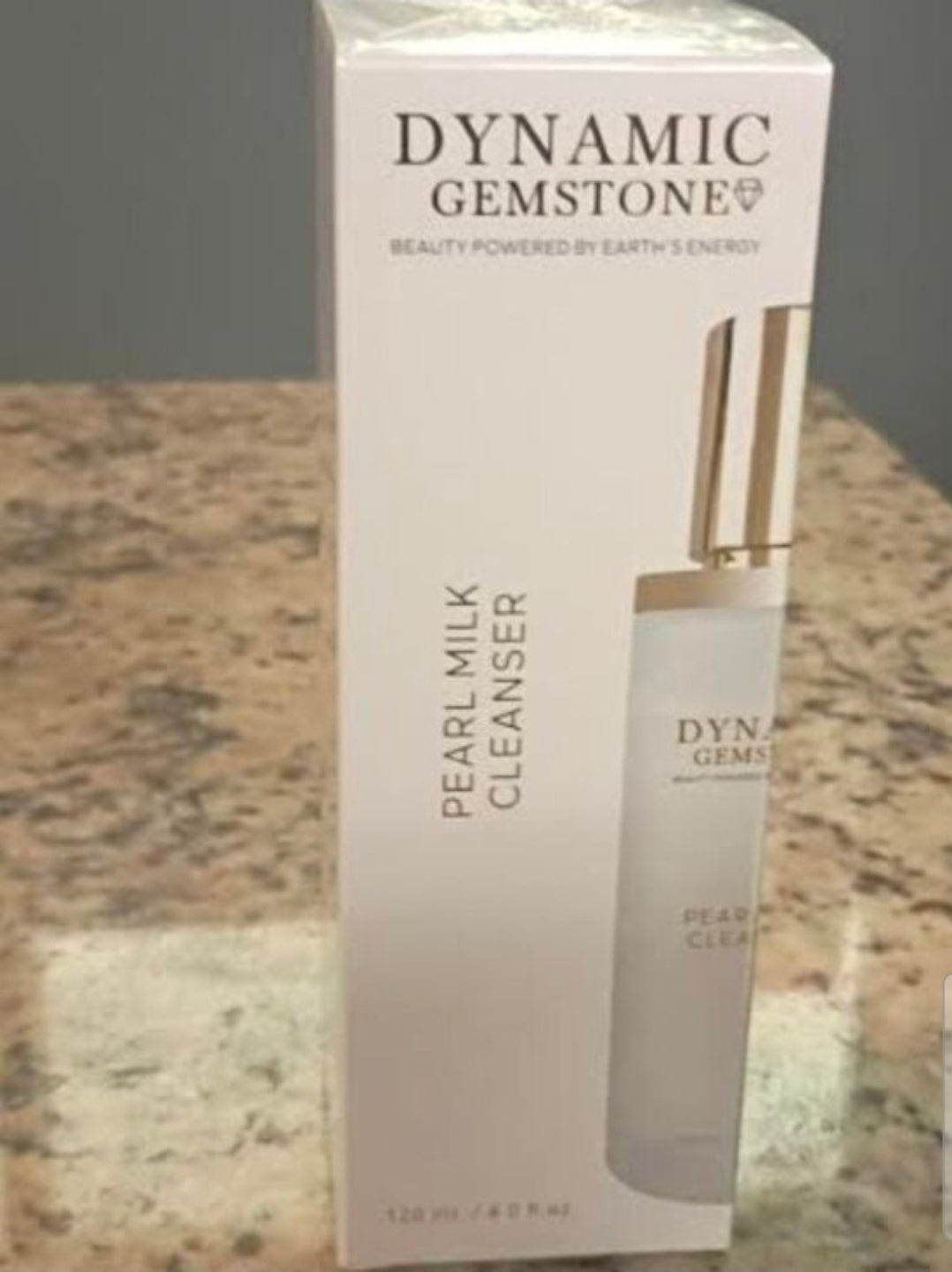 Dynamic Gemstone Pearl Milk Cleanser