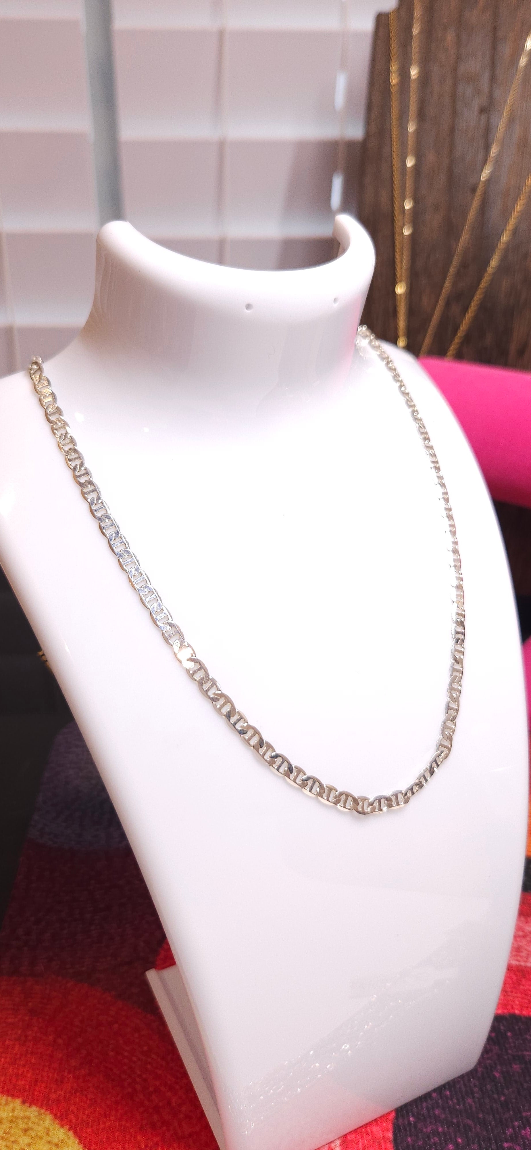 18k White Gold Diamond Cit Gucci Mariner Chain.